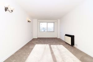 LOUNGE- click for photo gallery